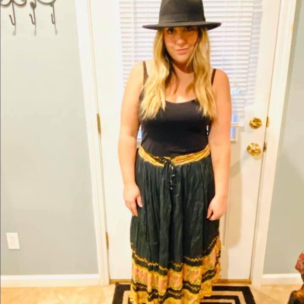 Vintage 90s boho skirt